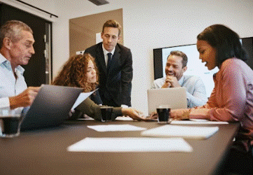 What Directors Miss in Global Expansion Briefings