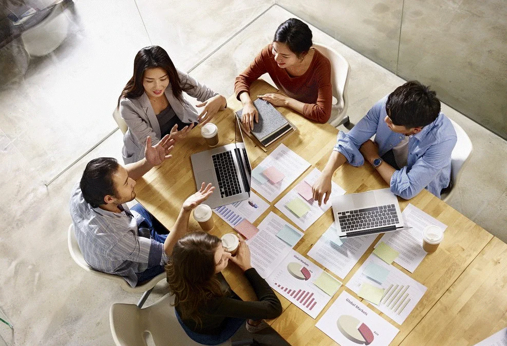 When Revenue Growth Hides Structural Weakness